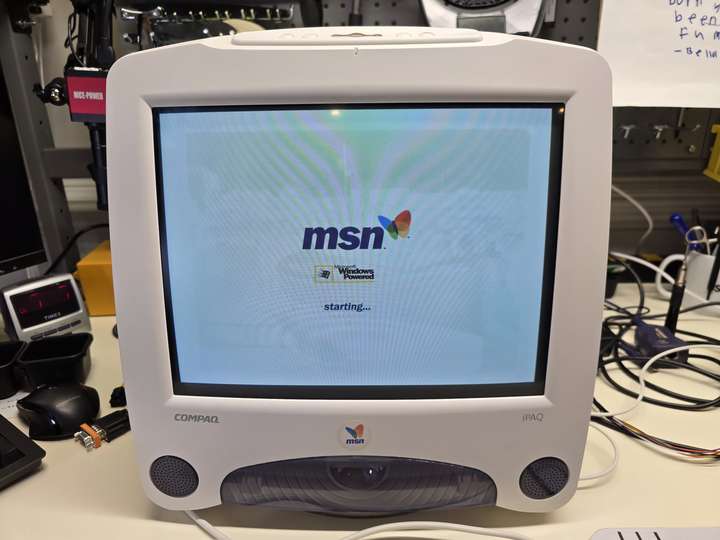 Compaq iPAQ IA-2 booting into Windows CE